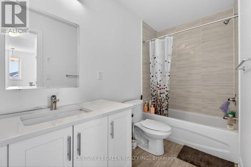 353 Buckthorn Drive, Kingston, ON - Indoor Photo Showing Bathroom