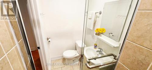 5177 Kitchener Street, Niagara Falls, ON - Indoor Photo Showing Bathroom