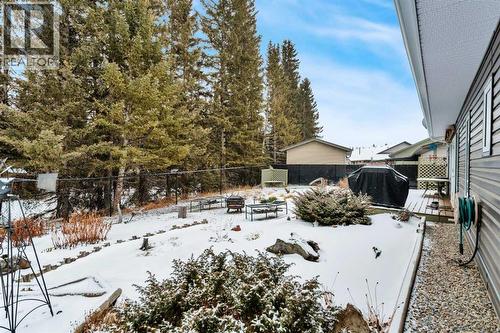605 5 Street Sw, Sundre, AB - Outdoor