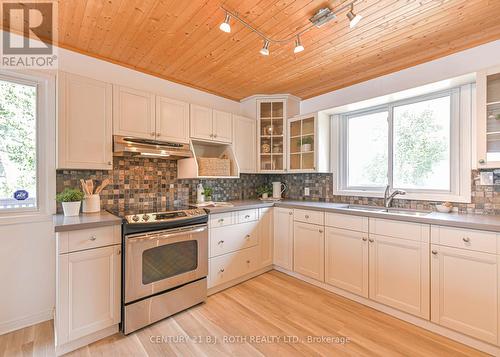 71 Campbell Beach Road, Kawartha Lakes, ON - Indoor Photo Showing Kitchen