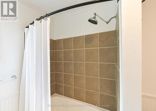 71 Campbell Beach Road, Kawartha Lakes, ON - Indoor