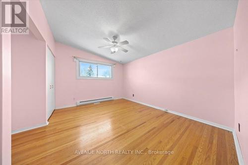 24 Parkmount Crescent, Ottawa, ON - Indoor Photo Showing Other Room