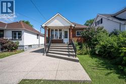525 BRITANNIA Avenue  Hamilton, ON L8L 1W7