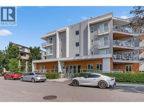 880 Saucier Avenue Unit# 207, Kelowna, BC - Outdoor