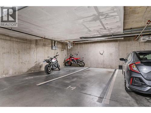 880 Saucier Avenue Unit# 207, Kelowna, BC - Indoor Photo Showing Garage