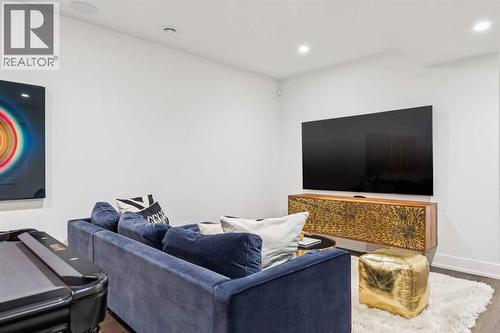 MEDIA SPACE WITH TV/CONSOLE INCLUDED - 3813 1A Street Sw, Calgary, AB - Indoor