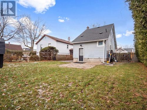 Large backyard with patio - 18 Michigan Avenue, St. Catharines (Port Dalhousie), ON - Outdoor