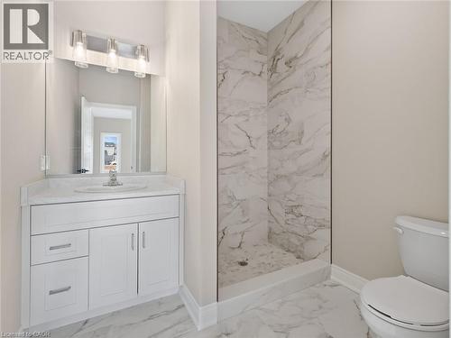 26 Austin Drive, Welland, ON - Indoor Photo Showing Bathroom