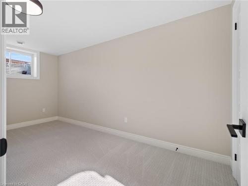 26 Austin Drive, Welland, ON - Indoor Photo Showing Other Room