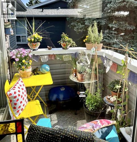 43, 200 Shawnessy Drive Sw, Calgary, AB - Outdoor