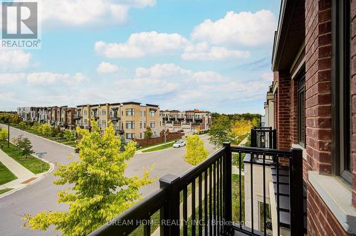 99 Crimson Forest Drive, Vaughan, ON - Outdoor With View