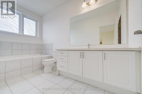 99 Crimson Forest Drive, Vaughan, ON - Indoor Photo Showing Bathroom