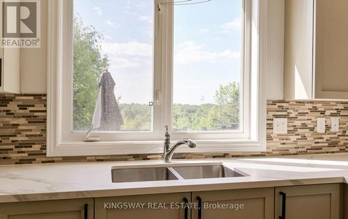 70 Silvervalley Drive, Caledon, ON - Indoor Photo Showing Kitchen With Double Sink