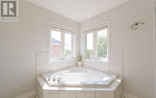 70 Silvervalley Drive, Caledon, ON - Indoor