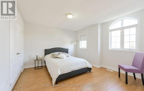 70 Silvervalley Drive, Caledon, ON - Indoor Photo Showing Bedroom