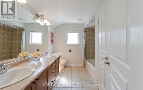 70 Silvervalley Drive, Caledon, ON - Indoor Photo Showing Bathroom