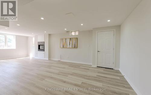 70 Silvervalley Drive, Caledon, ON - Indoor Photo Showing Other Room