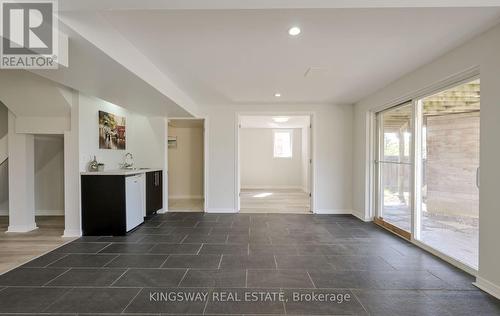 70 Silvervalley Drive, Caledon, ON - Indoor Photo Showing Other Room