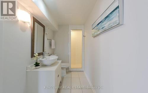 70 Silvervalley Drive, Caledon, ON - Indoor Photo Showing Bathroom