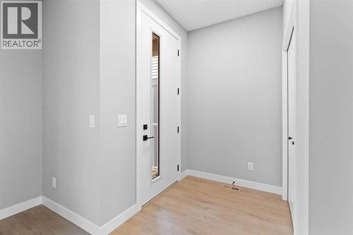 191 Belvedere Crescent Se, Calgary, AB - Indoor Photo Showing Other Room
