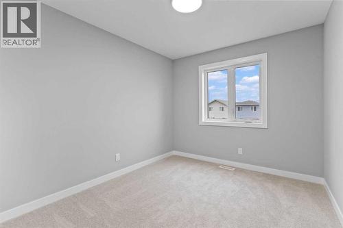 191 Belvedere Crescent Se, Calgary, AB - Indoor Photo Showing Other Room