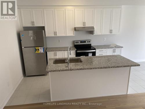 36 John Canning Way E, Markham, ON - Indoor Photo Showing Kitchen