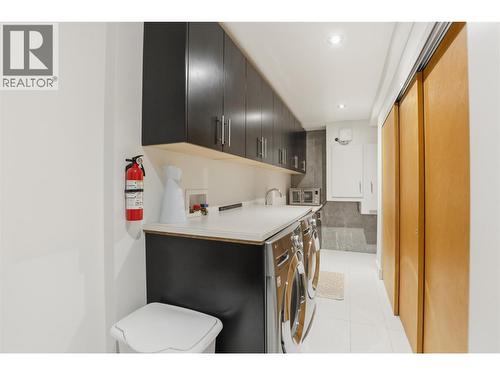 3005 Juniper Drive, Penticton, BC - Indoor