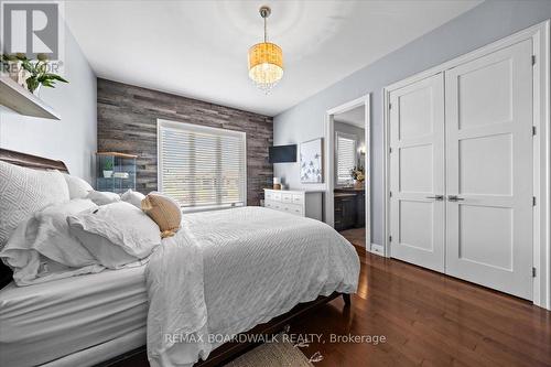 1610 Linkland Court, Ottawa, ON - Indoor Photo Showing Bedroom