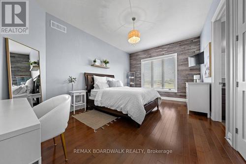 1610 Linkland Court, Ottawa, ON - Indoor Photo Showing Bedroom