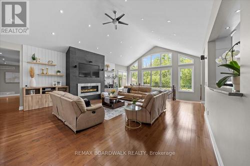 1610 Linkland Court, Ottawa, ON - Indoor Photo Showing Living Room With Fireplace