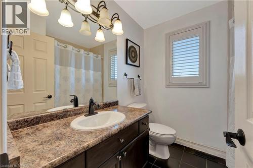 1 Bowen Lane, Brantford, ON - Indoor Photo Showing Bathroom