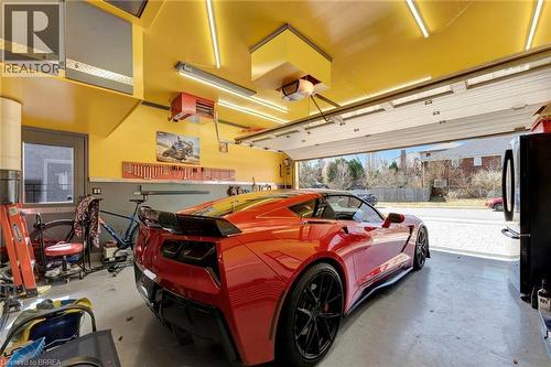 1 Bowen Lane, Brantford, ON - Indoor Photo Showing Garage