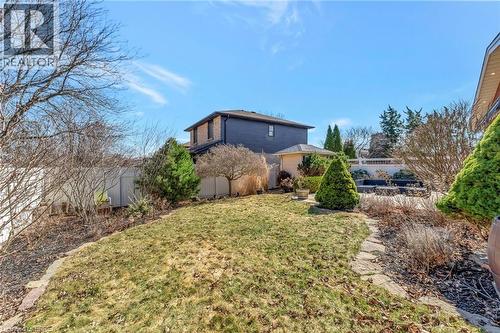 1 Bowen Lane, Brantford, ON - Outdoor