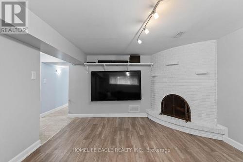 14 Lee Avenue, Bradford West Gwillimbury, ON - Indoor Photo Showing Living Room With Fireplace