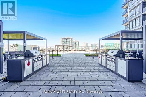 1101 - 50 Upper Mall Way, Vaughan, ON - Outdoor