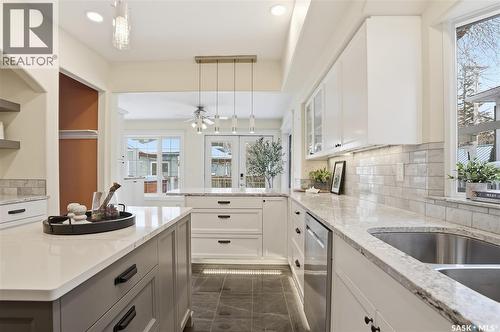 702 Queen Street, Saskatoon, SK - Indoor Photo Showing Kitchen