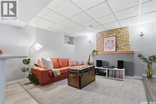 702 Queen Street, Saskatoon, SK - Indoor