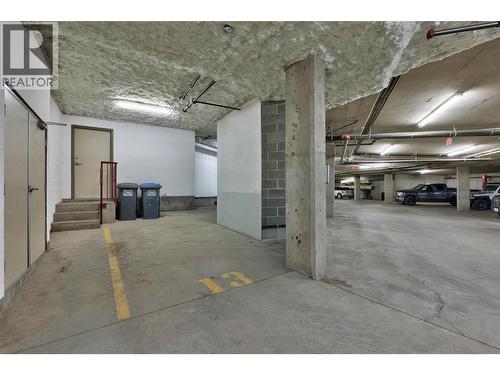 175 Holloway Drive Unit# 49, Kamloops, BC - Indoor Photo Showing Garage