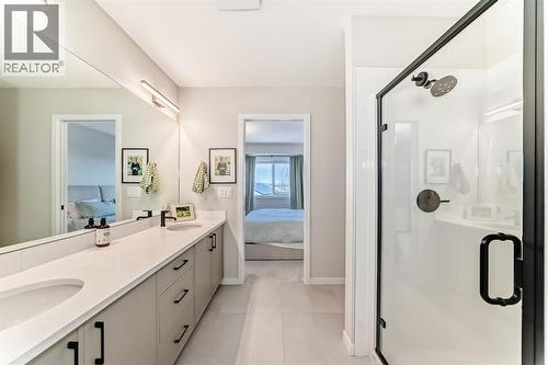 646 Copperstone Manor Se, Calgary, AB - Indoor Photo Showing Bathroom