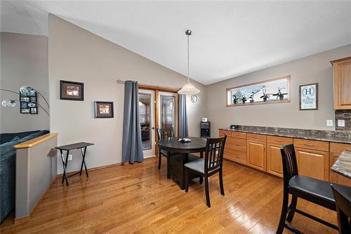 953 Aldgate Rd, Winnipeg, MB 