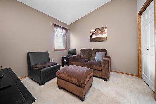 953 Aldgate Rd, Winnipeg, MB 