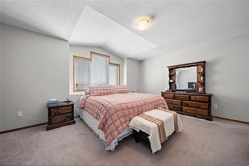 953 Aldgate Rd, Winnipeg, MB 