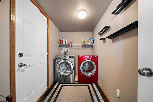 953 Aldgate Rd, Winnipeg, MB 