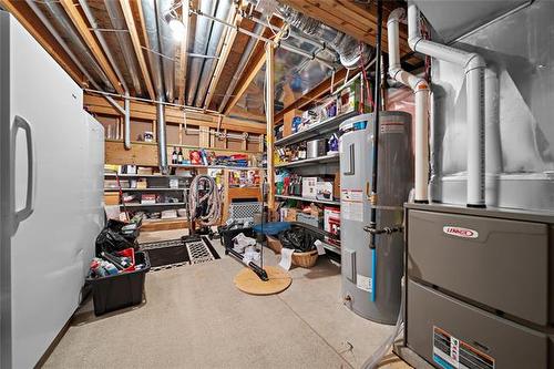 953 Aldgate Rd, Winnipeg, MB 