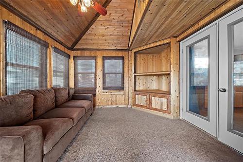 953 Aldgate Rd, Winnipeg, MB 