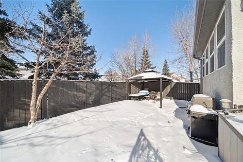 953 Aldgate Rd, Winnipeg, MB 