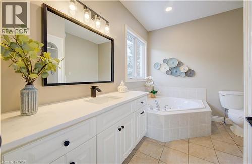 31 Fall Harvest Drive, Kitchener, ON - Indoor Photo Showing Bathroom