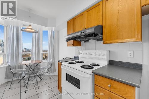 2302 - 35 Finch Avenue, Toronto, ON - Indoor Photo Showing Kitchen