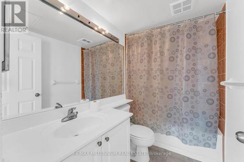 2302 - 35 Finch Avenue, Toronto, ON - Indoor Photo Showing Bathroom