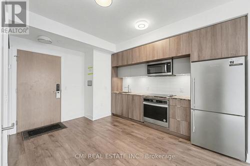 3317 - 585 Bloor Street E, Toronto, ON - Indoor Photo Showing Kitchen